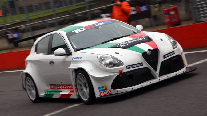 Shanel Drewe - TCR UK Test Session - Brands Hatch (GBR)